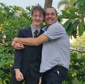 Meet your Posher, Robert